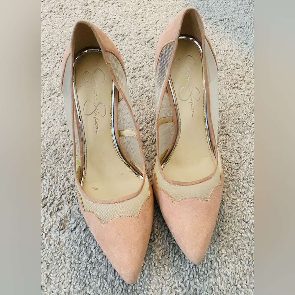 Jessica Simpson Women's Tan Pumps